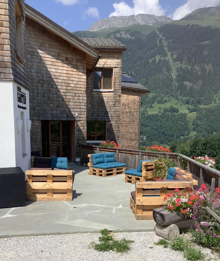 Berglandhof Hotel Ernen Bagian luar foto