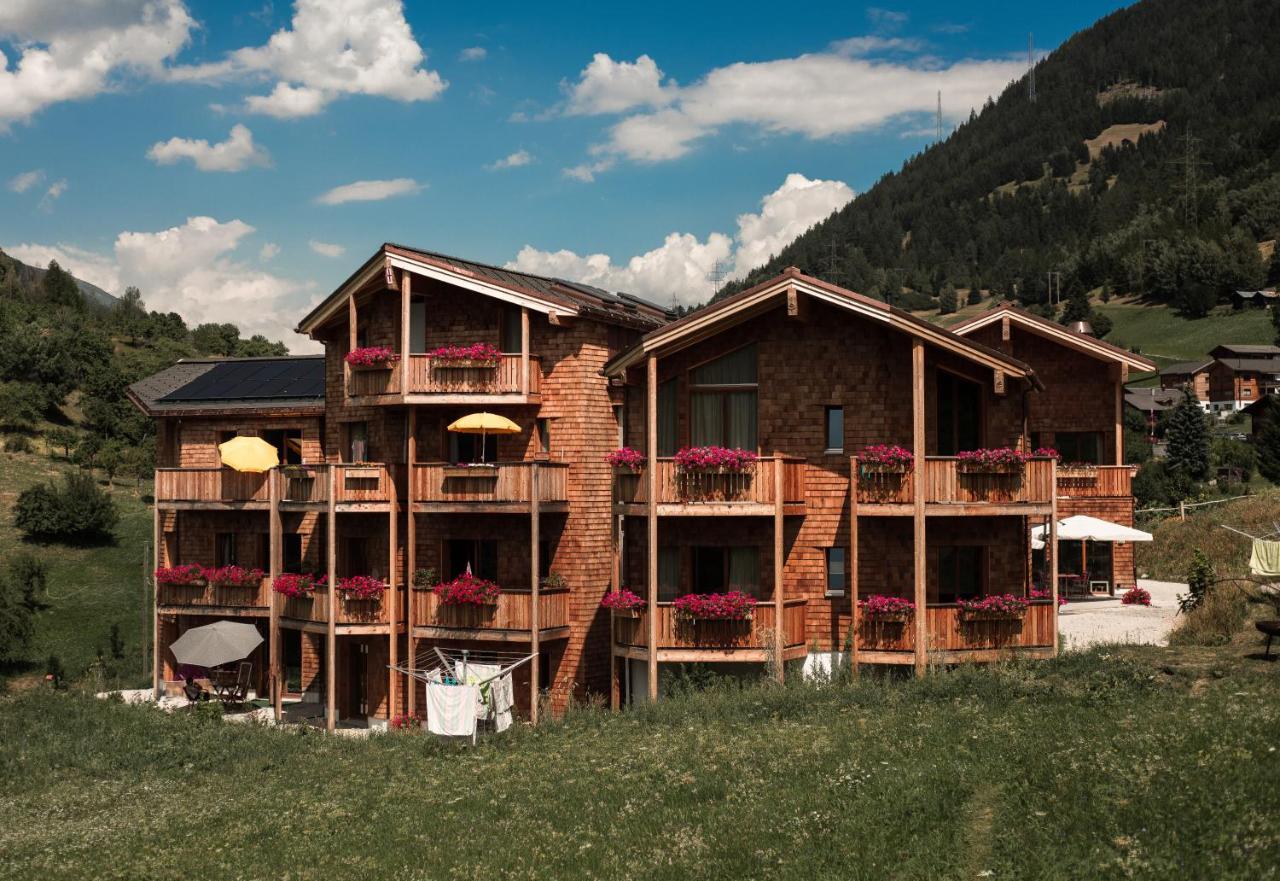 Berglandhof Hotel Ernen Bagian luar foto
